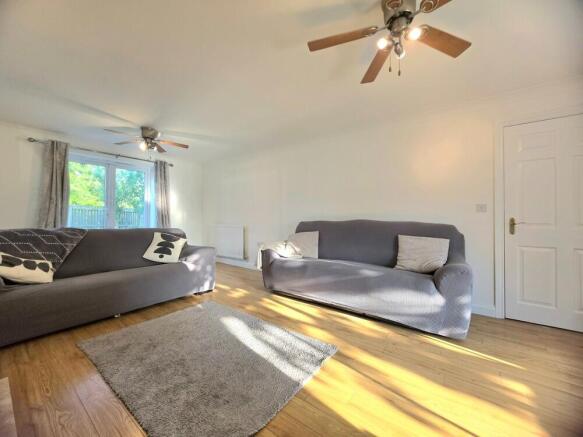 Broadmeadows Close, NE16 photo 4
