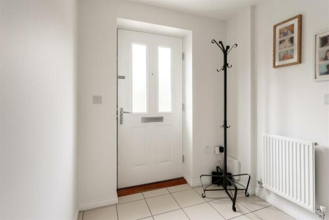 Priors Grove Close-7.jpg