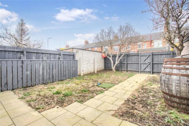 3 bed Terraced for sale Image 12