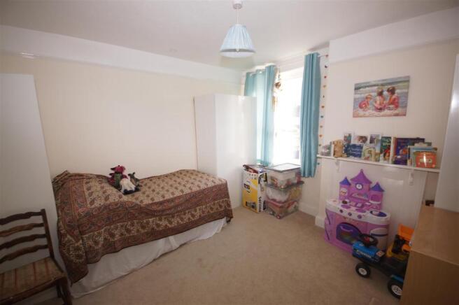 Bedroom 2.JPG