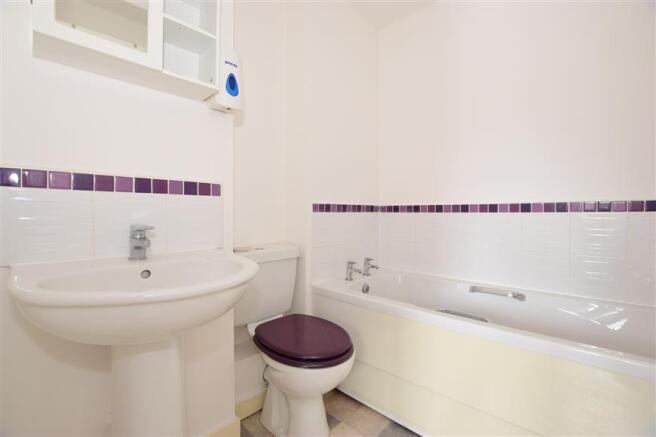 En-Suite Bathroom