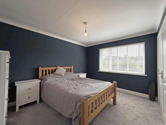 Delamere Road 99 - Bed 1.jpg