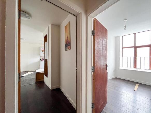 10 bed Block of Apartments for sale Image 8