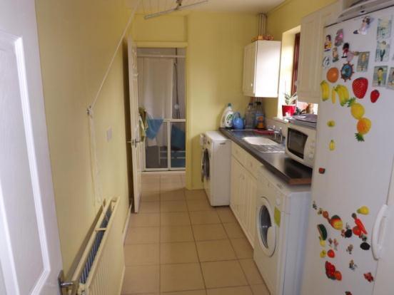 Utility/Shower Room