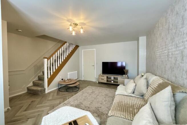 3 bed Semi-Detached for sale Image 4