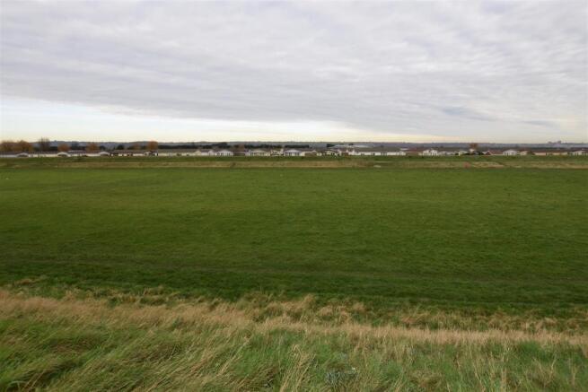 Smallgains Playing fields