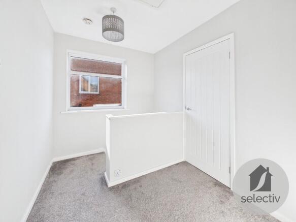 3 bed Semi-Detached for sale Image 8
