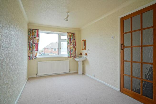 4 bed Semi-Detached for sale Image 9