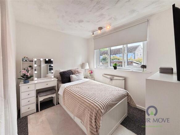3 bed Semi-Detached for sale Image 8