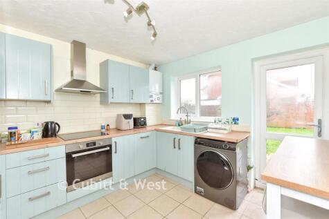 Farm Road, Bracklesham Bay, Chichester, West Sussex
