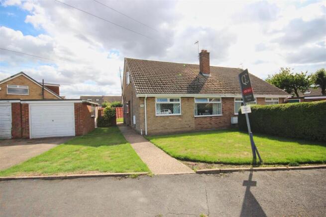 3 bed Semi-Detached Bungalow for sale in skirlaugh