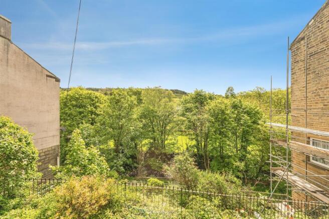 2 bed House for sale Image 10