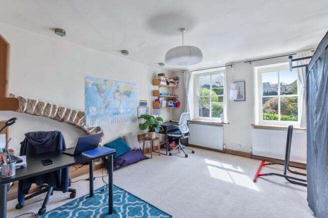 3 bed Terraced for sale Image 8