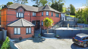 2, Ivatt Close, Leicester LE7 9UT