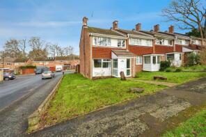 30, Petworth Gardens, Southampton SO16 8EE