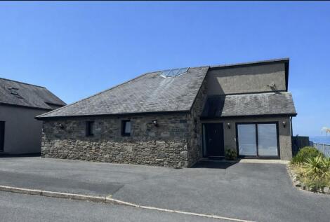 Elegar, Heol Y Bryn, Harlech