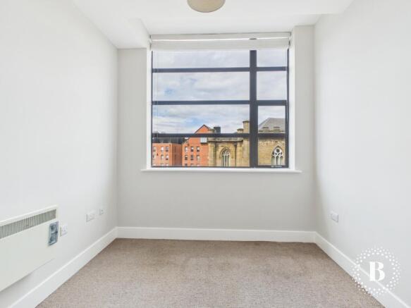 2 bed Apartment for sale Image 6