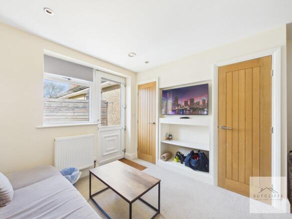Living Room (Annexe)