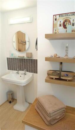Photo 9