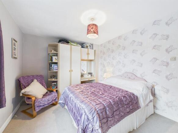 3 bed Semi-Detached for sale Image 9