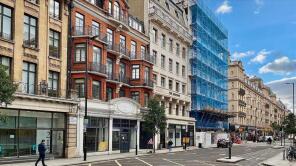 1, 208 Devonshire Mansions, Great Portland Street, London W1W 5QL