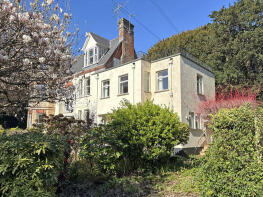 Maisonette, Linstead Court, Station Road, Sidmouth EX10 8HJ