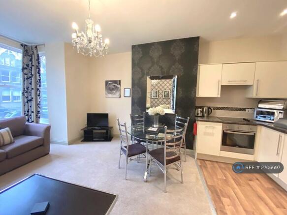 1 bed Flat to rent Image 8