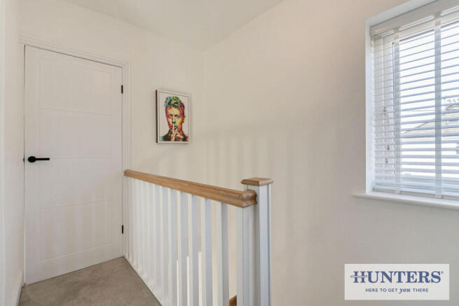 3 bed Semi-Detached for sale Image 11