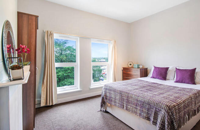 2 bed House to rent Image 7