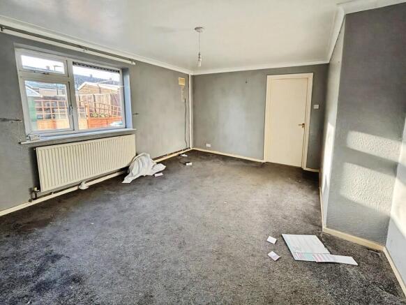 4aab435e-WhatsApp...