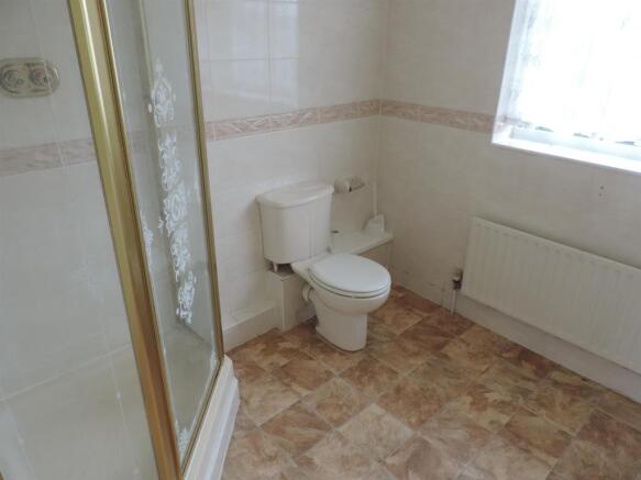 Ensuite shower room