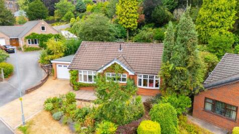 Cauldon Close, Leek, Staffordshire, ST13 5SH
