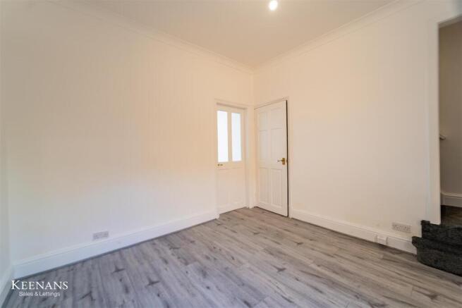 2 bed Terraced for sale Image 10