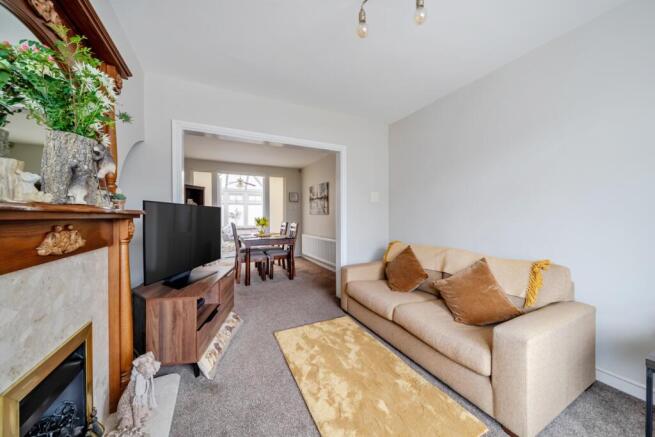 1420566-11-69a707ffe0288