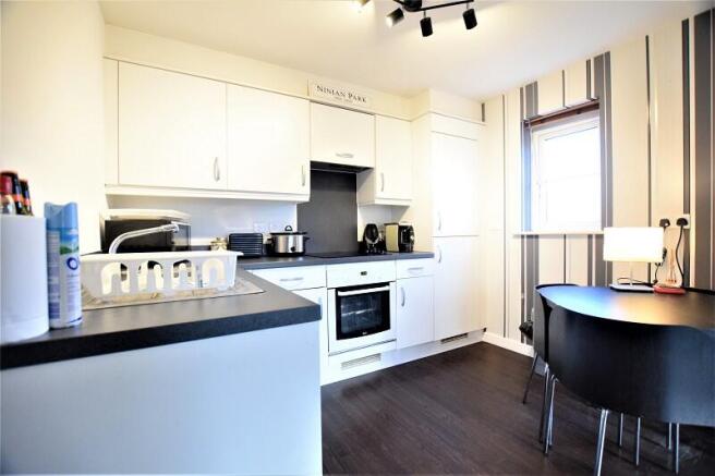 Kitchen/Breakfast Area