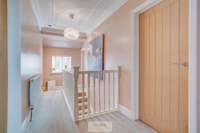 4 bed Detached for sale Image 12