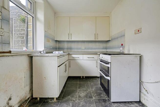 2 bed Terraced for sale Image 7