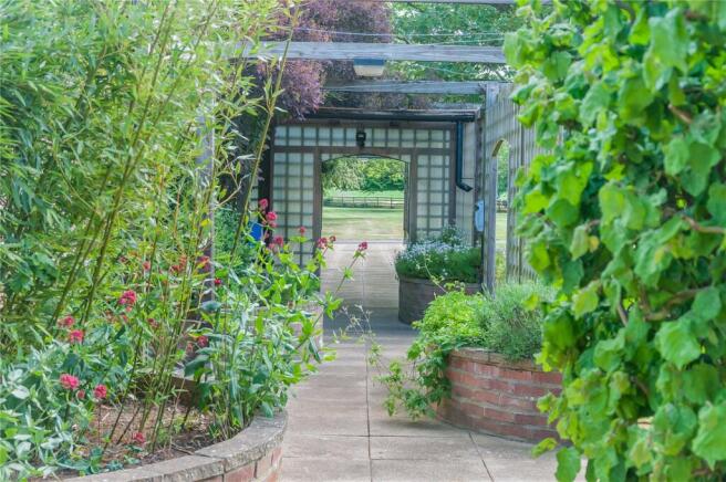 47 bed Detached for sale Image 11