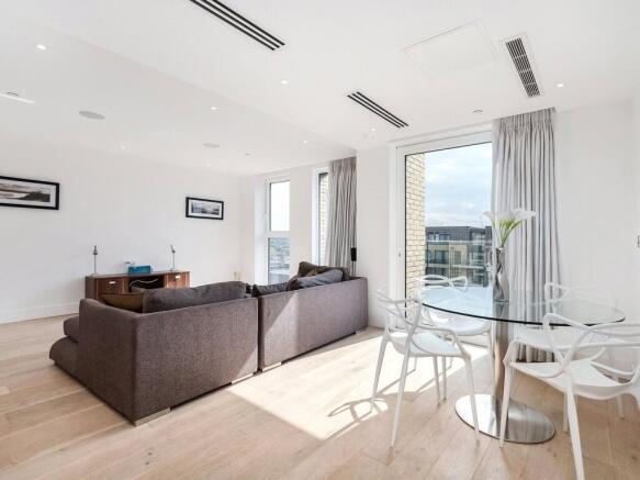 Westbourne Apt
