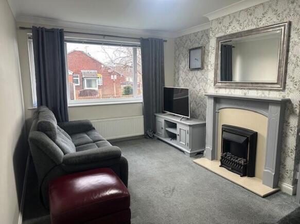 2 bed Semi-Detached Bungalow for sale Image 4