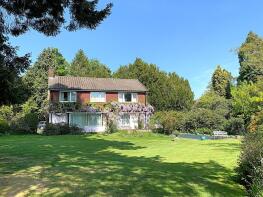 Foxbury, Old Carriageway, Chevening TN13 2RL