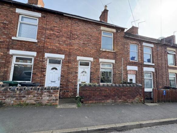 2-bed terraced on Midland Road, Swadlincote, DE11, £100,000