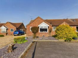 27, Ravensmoor Close, North Hykeham, Lincoln LN6 9AZ