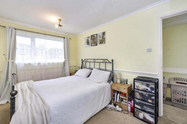 3 bed Semi-Detached for sale Image 12