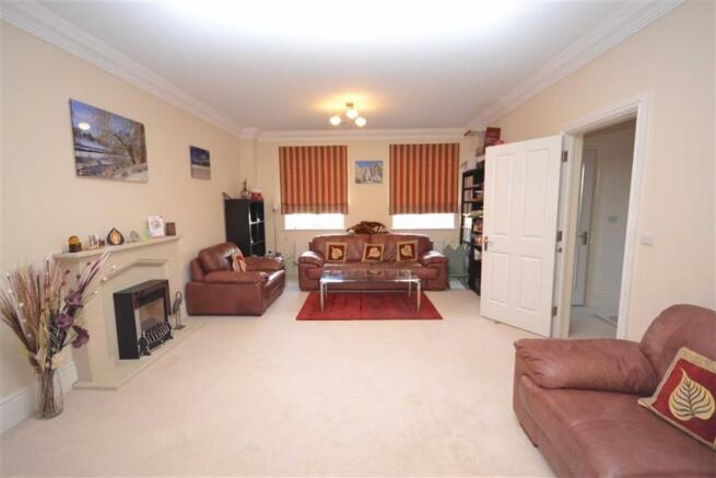 clickers old lounge 2.jpg