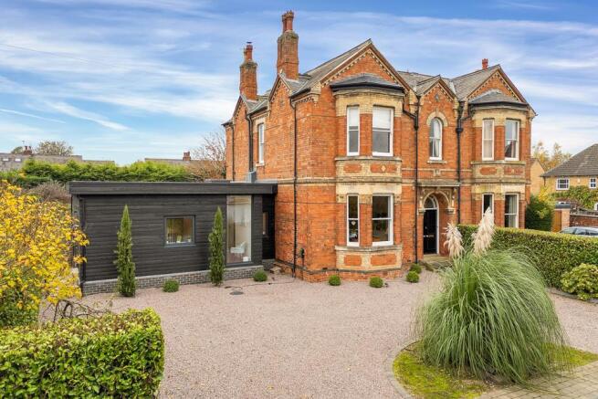 4-bed semi-detached on The Avenue, Newark, £650,000
