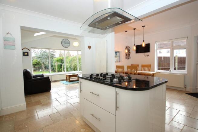 21 Park Walk ANLABY (18)_lzn.jpg