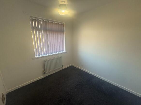 3 bed Terraced to rent Image 5