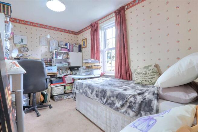 3 bed Terraced for sale Image 12