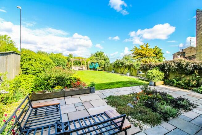 Rear Garden pic 3
